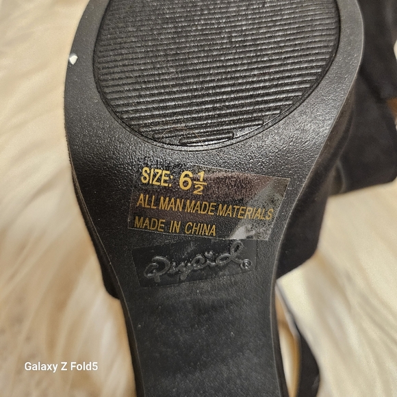 Dress shoes - Picture 5 of 7